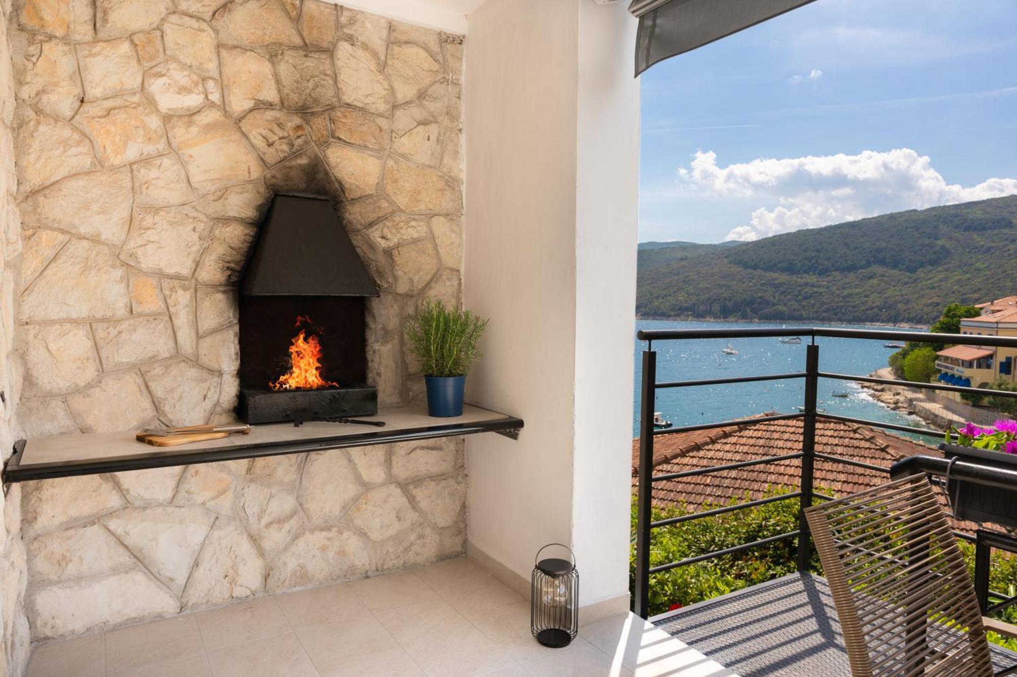 Katarina Apartment Rabac Exterior photo