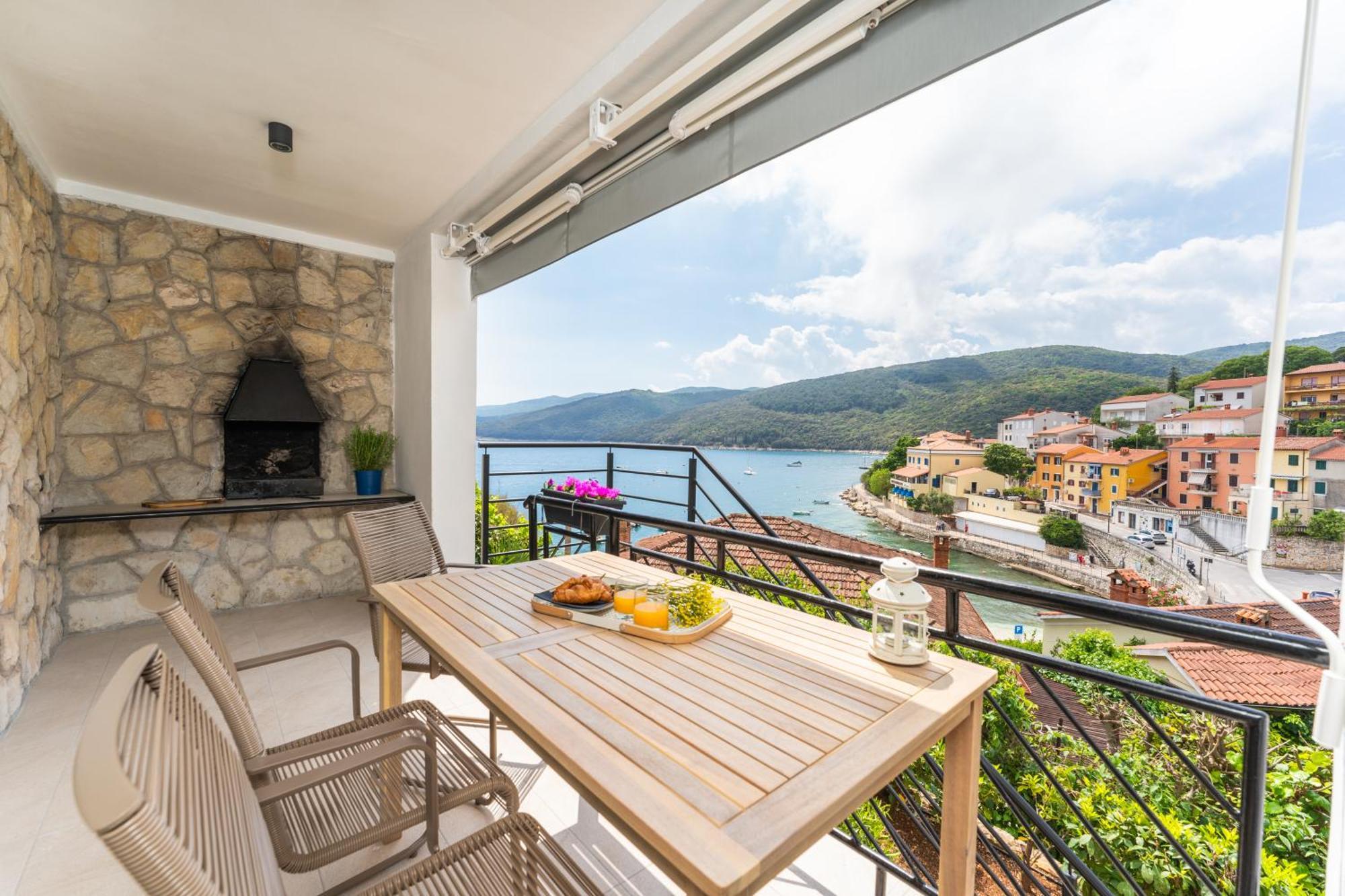 Katarina Apartment Rabac Exterior photo